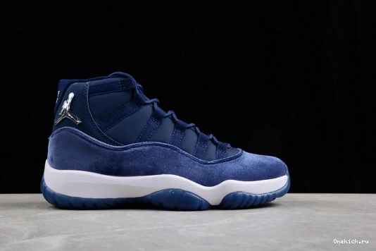 AR0715-441 11 Navy AR0715-441 613 WellDesigned Jordan Retro Midnight 0616